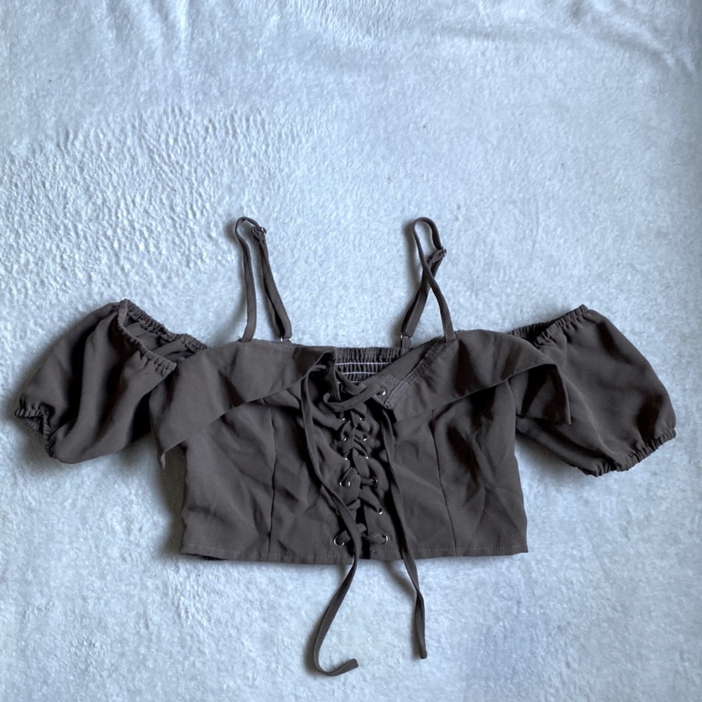 ROMWE Brown Crop Lace-Up Tie-Front Stretchy Open-Shoulder Puffy Sleeve Cami Top
